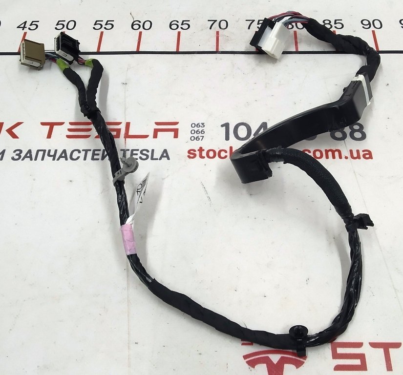 8 特斯拉 Model X 1063406-00-G 右后门减震接线